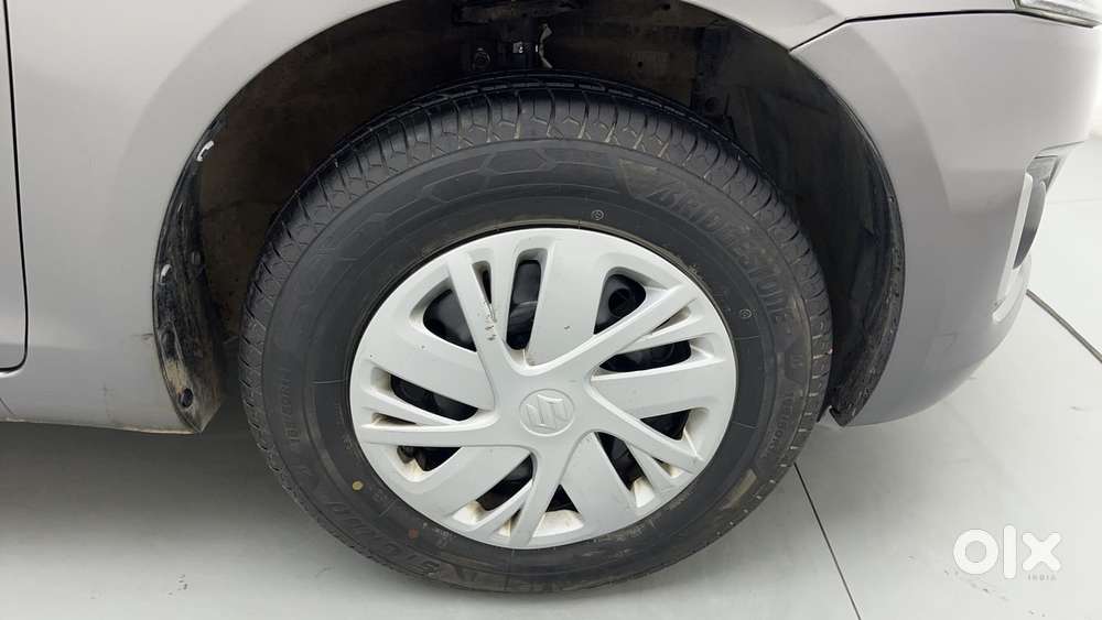 Maruti Suzuki Swift Vvt Vxi, 2015, Petrol