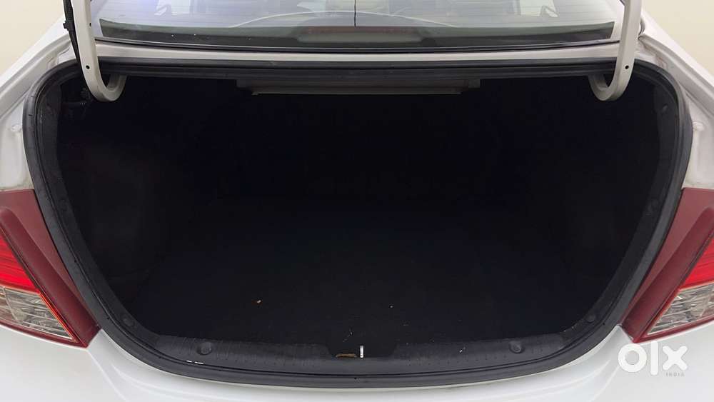 Hyundai Verna 1.6 Sx Vtvt (o) At, 2012, Petrol