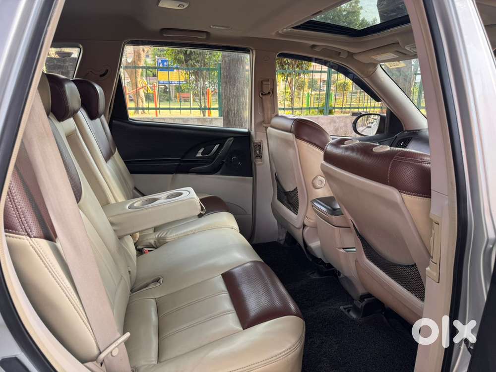 Mahindra Xuv500 W9 1.99, 2018, Diesel