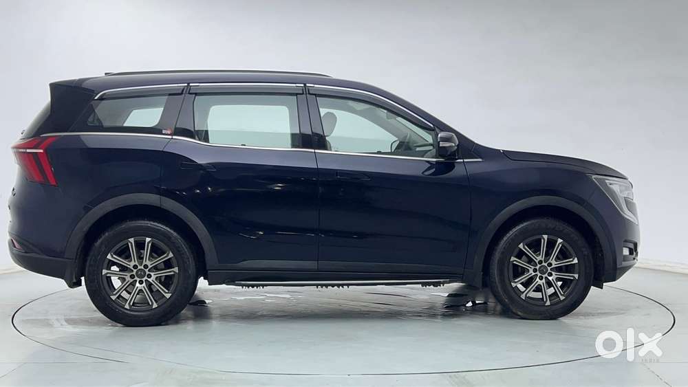 Mahindra Xuv700 2.2 Ax 7 Diesel Mt Luxury Pack Str, 2023, Diesel