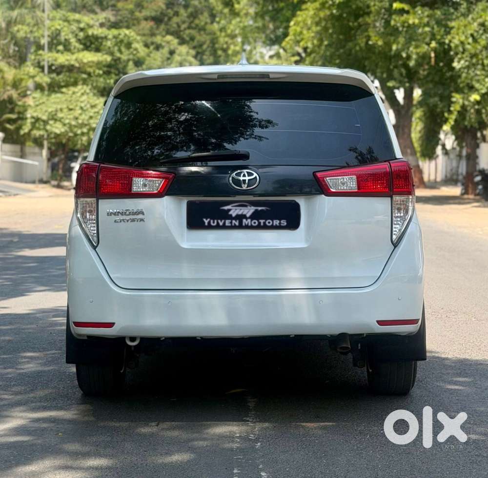 Toyota Innova Crysta [2020-ongoing] 2.4 Gx 8 Str, 2020, Diesel