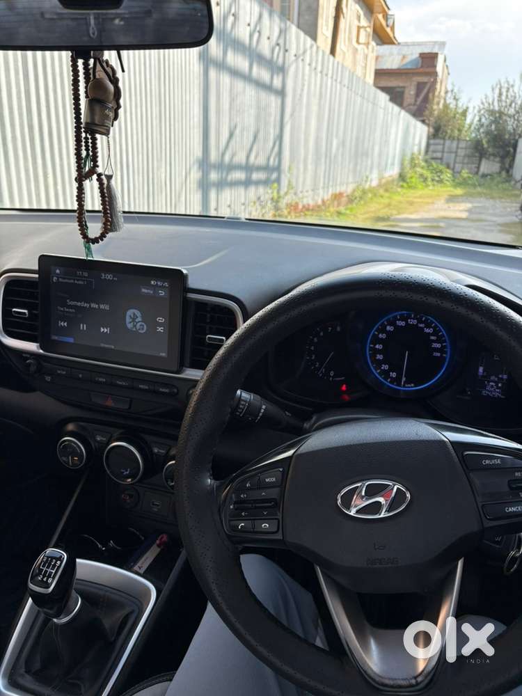 Hyundai Venue Petrol 2019