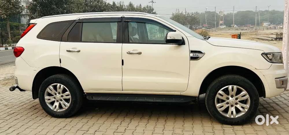 Ford Endeavour 2.2 2018 Titanium
