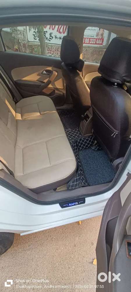 Skoda Rapid Elegance 2012 Diesel Manual