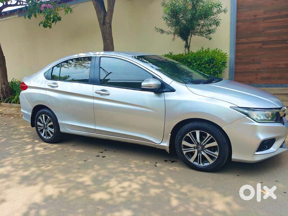 Honda City I-vtec V, 2017, Petrol