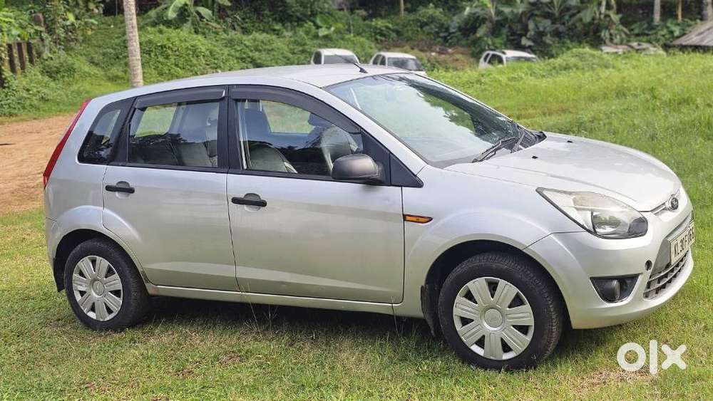 Ford Figo Petrol Zxi, 2012, Petrol