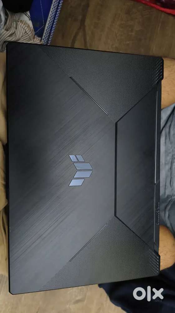 Asus laptop Urgent money required