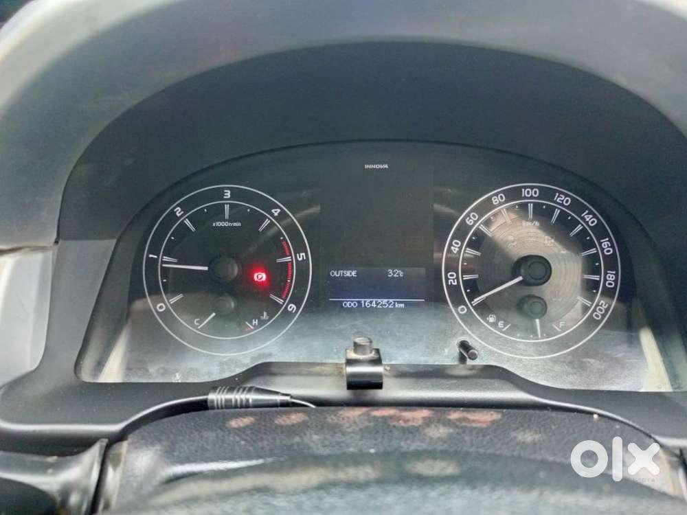 Toyota Innova Crysta 2.4 G Mt 8s, 2018, Diesel
