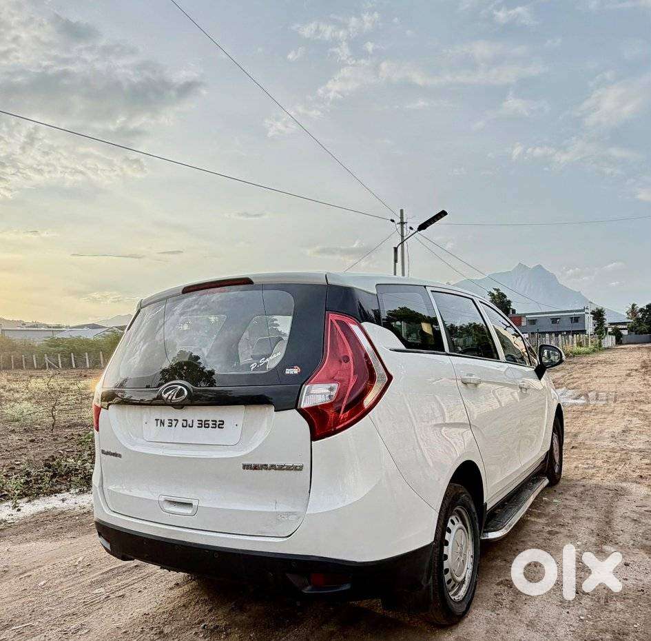 Mahindra Marazzo M4, 2019, Diesel