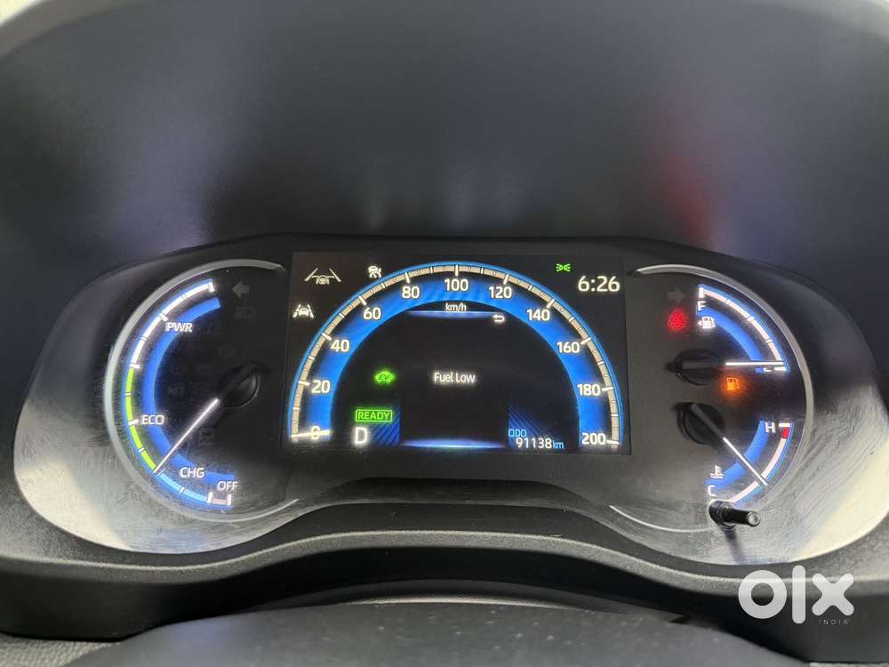 Toyota Innova Hycross 2.0 Zx (o) Hybrid 7 Str, 2023