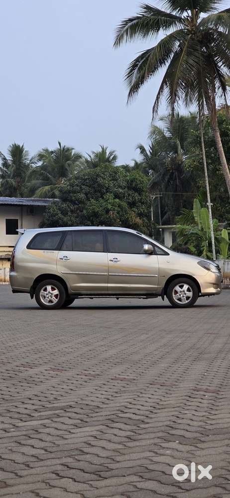 Toyota Innova 2.5 G (diesel) 8 Seater, 2007, Diesel