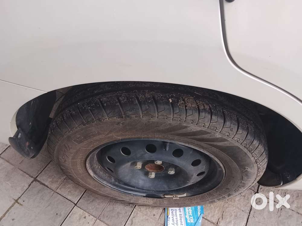 Maruti Suzuki Swift Dzire 1.3 Vxi, 2022, Petrol