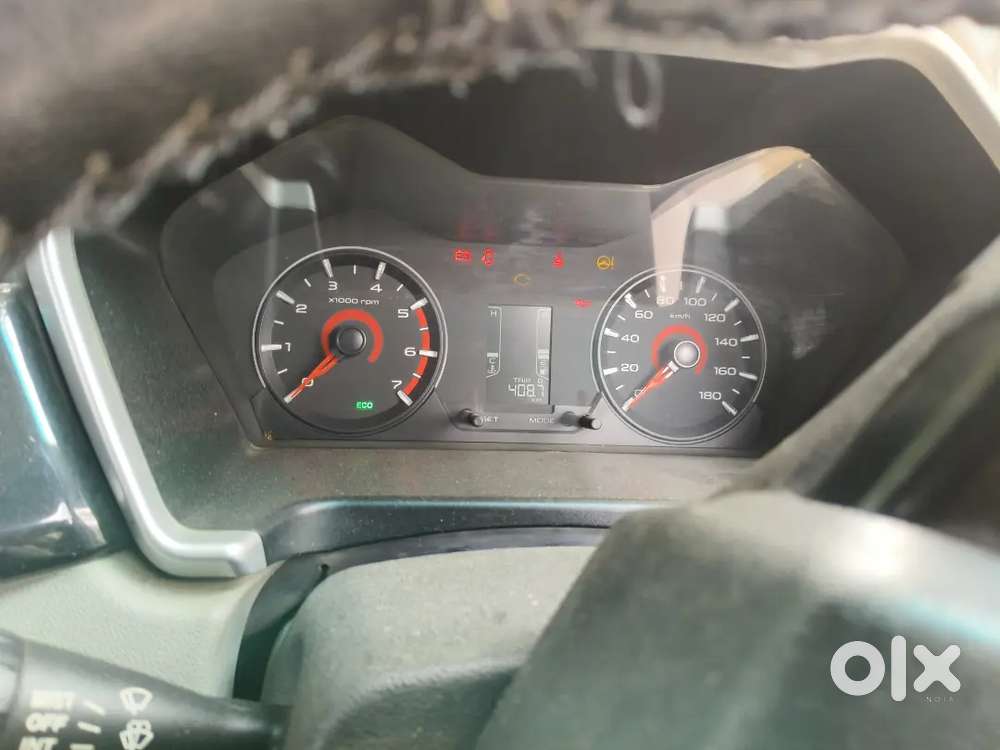 Mahindra Kuv 100 Good Condition Avg 23-25