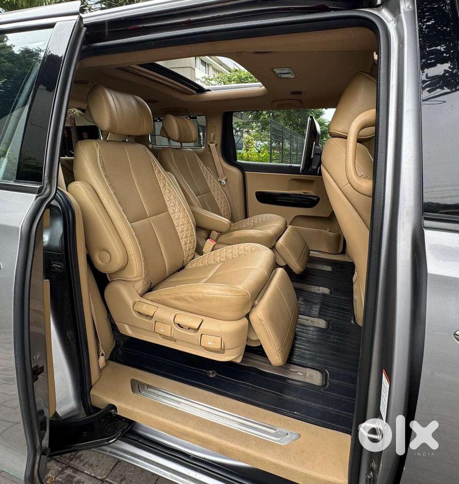Kia Carnival Limousine Plus 7 Str, 2022, Diesel