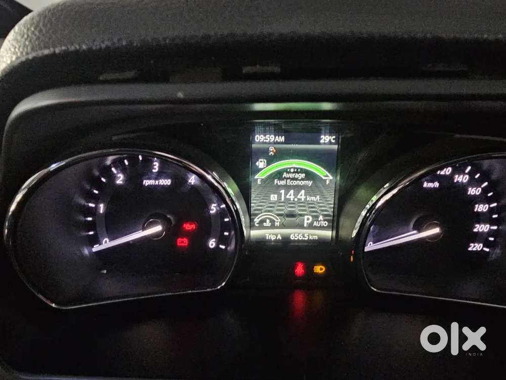Excellent Tata Hexa Xta 2017 Diesel 99400 Km Driven