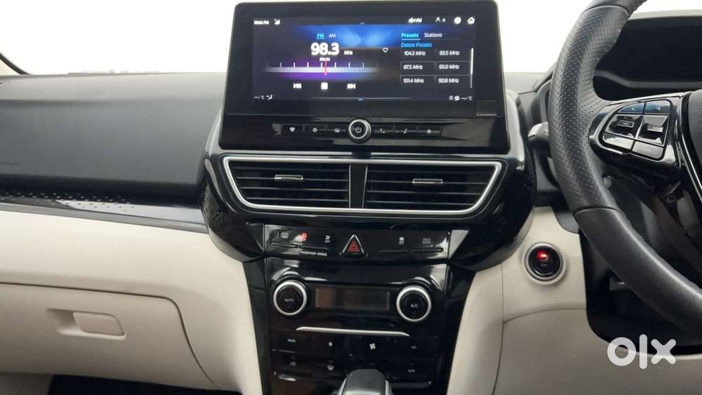 Mahindra Xuv 3xo Ax5l 1.2 Petrol At, 2024, Petrol