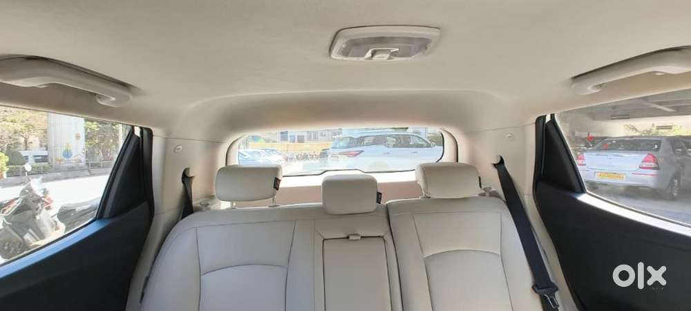 Mahindra Xuv300 W8 Option, 2022, Petrol