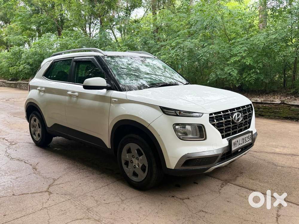 Hyundai Venue, 2022, Petrol
