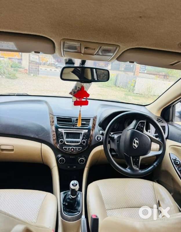 Hyundai Verna 2015 Km Driven