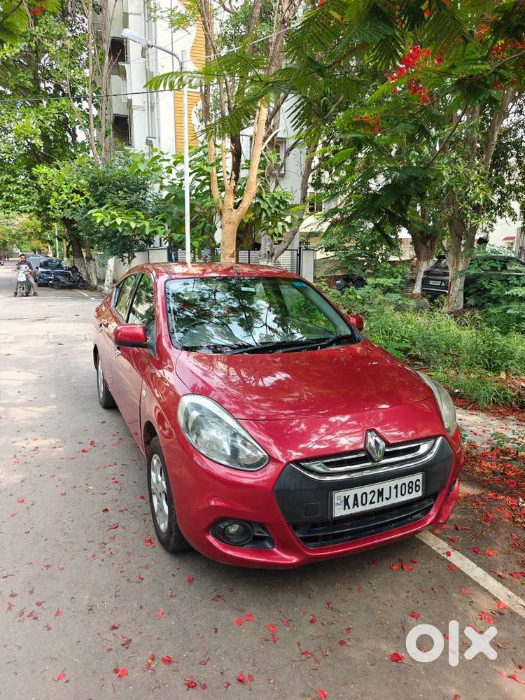2013 Renault Scala Petrol Automatic (rxz - Top Variant)
