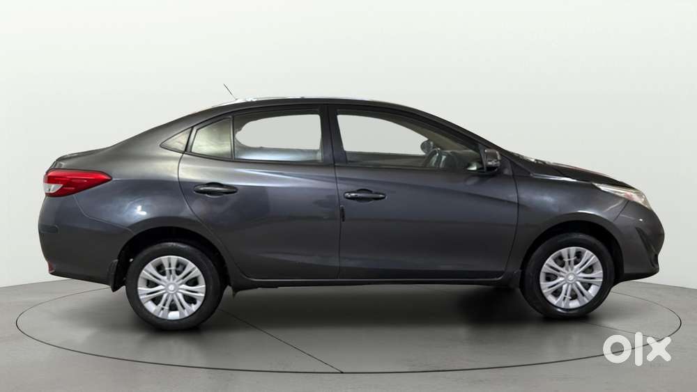 Toyota Yaris G Cvt, 2018, Petrol