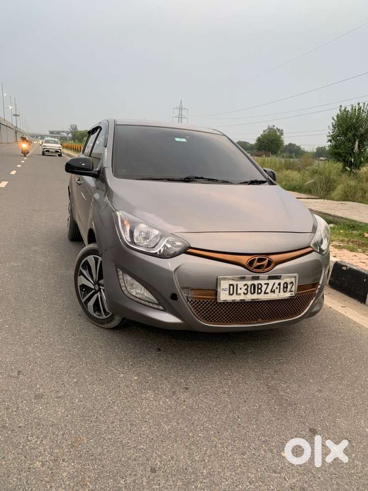 Hyundai I20 2013 83000 Km Driven  All Original New Tire Pure Petrol