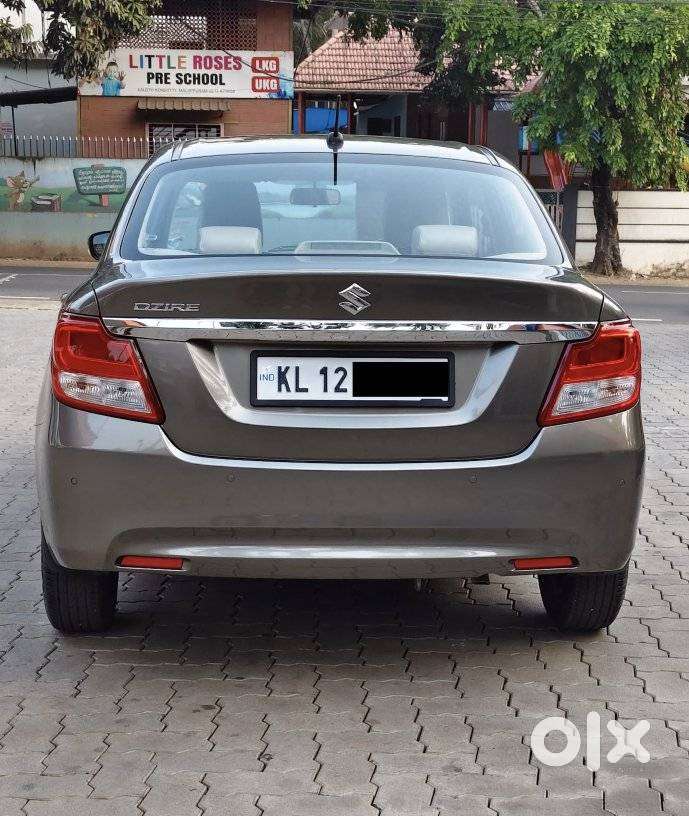 Maruti Suzuki Dzire 1.2 Vxi, 2022, Petrol
