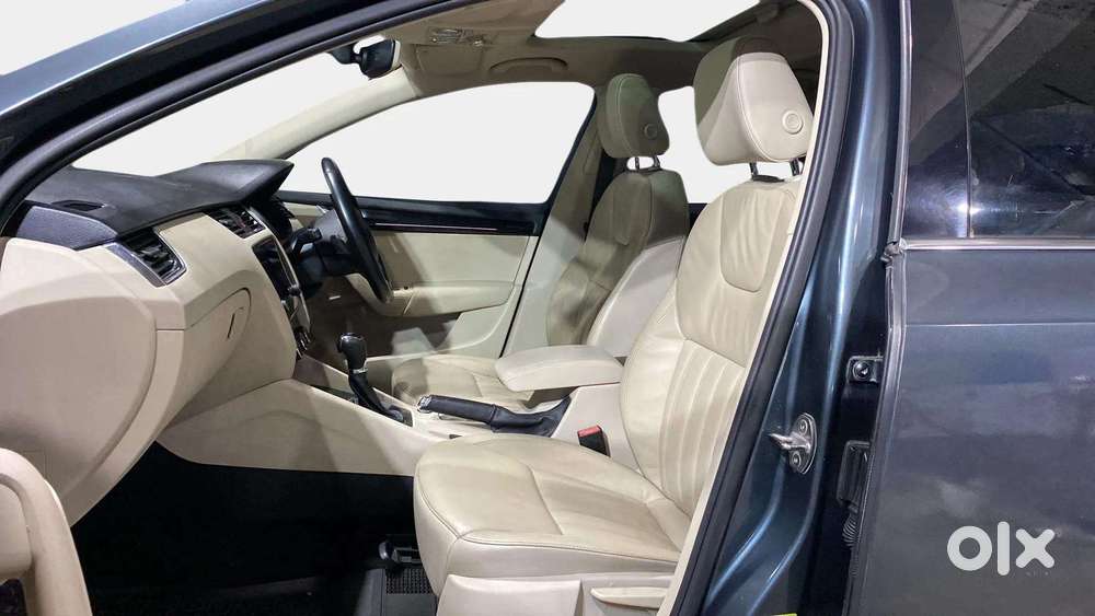 Skoda Octavia 1.8 Tsi At L K, 2018, Petrol