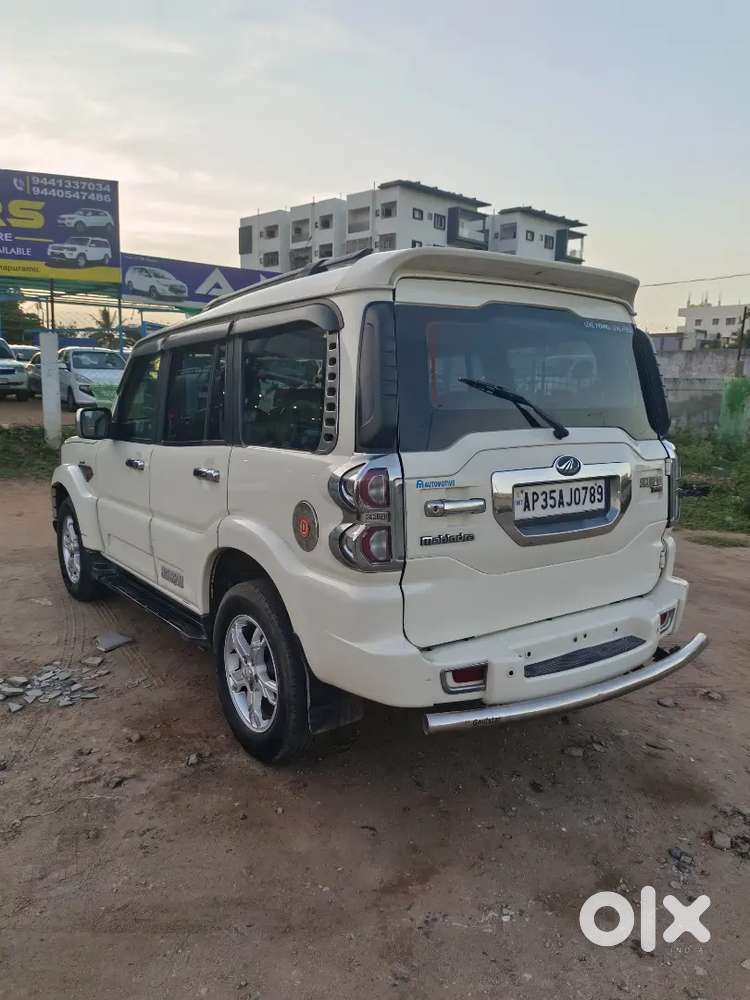 Mahindra Scorpio Diesel 2017