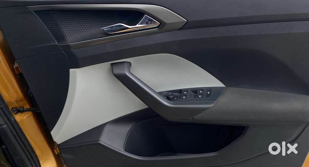 Skoda Kushaq 1.0 Tsi Ambition At, 2023, Petrol