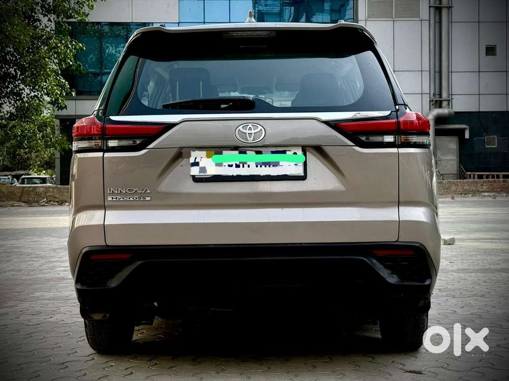 Toyota Innova Hycross 2.0 Gx 7 Str, 2025, Petrol