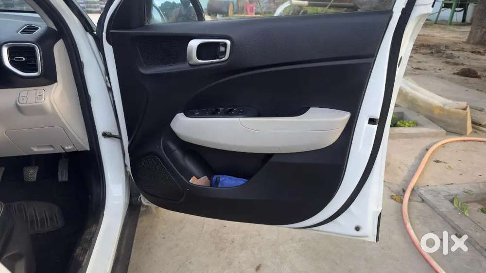 Hyundai Venue 1.2 S 2022 Petrol