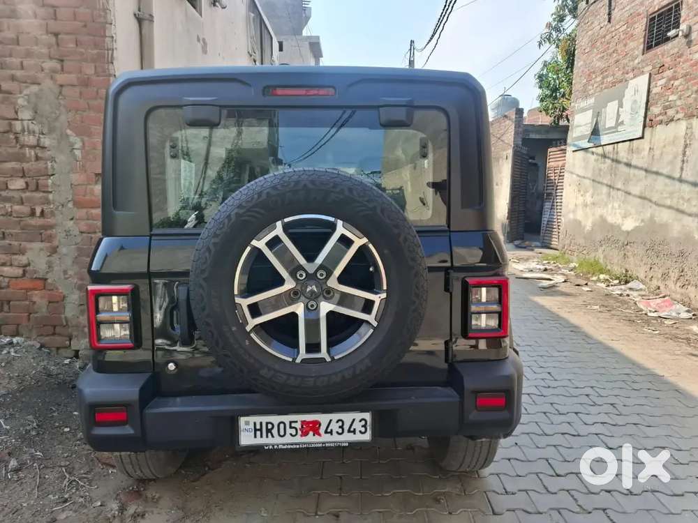 Mahindra Thar Roxx 2025