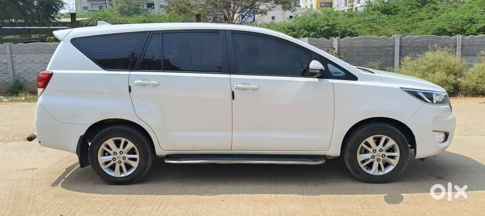 Toyota Innova Crysta