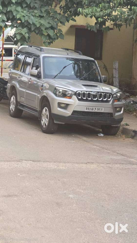 Mahindra Scorpio Classic 2015