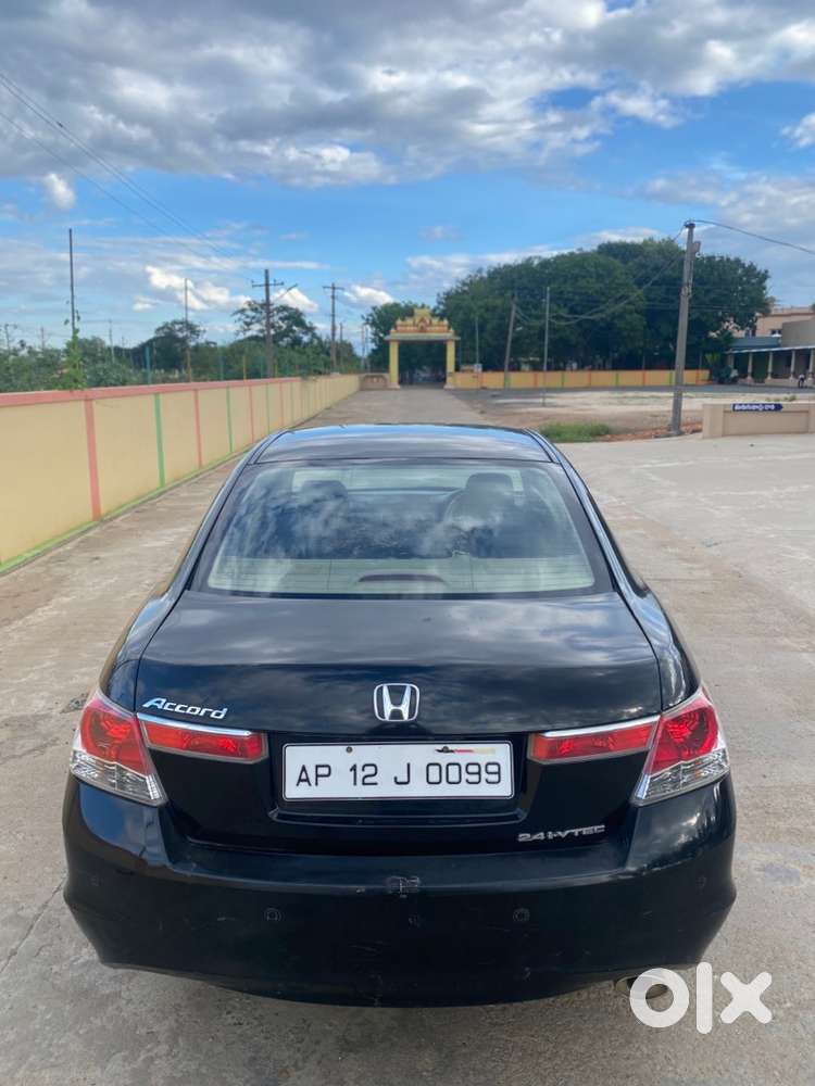 Honda Accord Petrol 2009