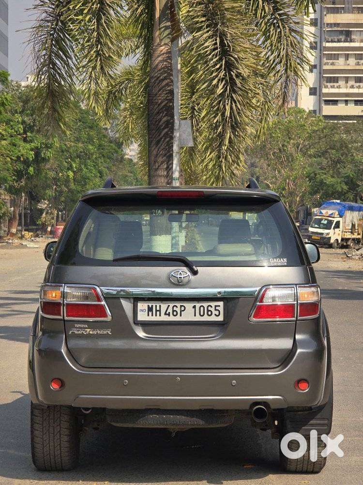 Toyota Fortuner 3.0 4x4 Manual, 2011, Diesel