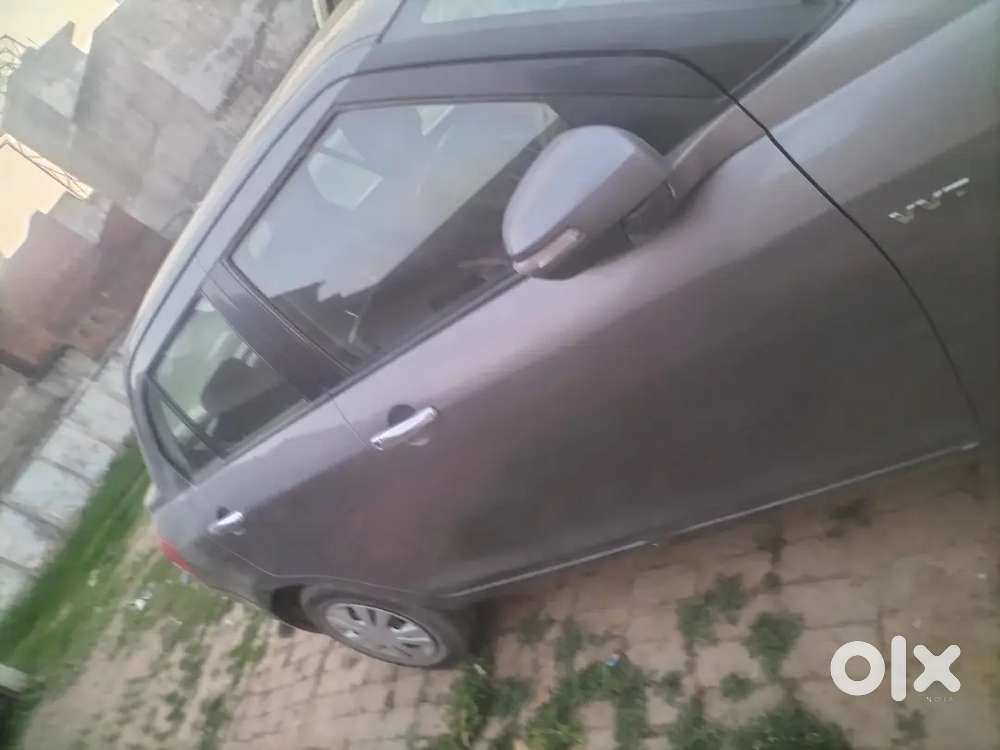 Maruti Swift Vxi 2012