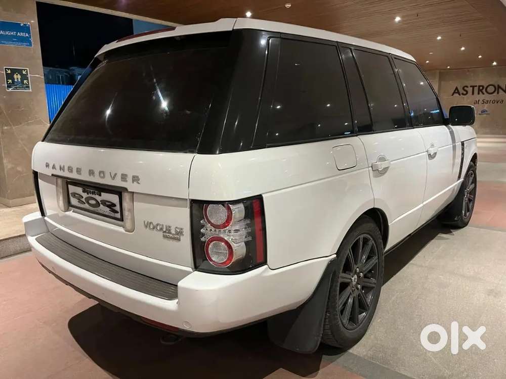 Land Rover Range Rover 2010 Year