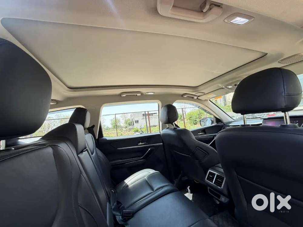 Mahindra Xuv700 2025 Petrol Good Condition