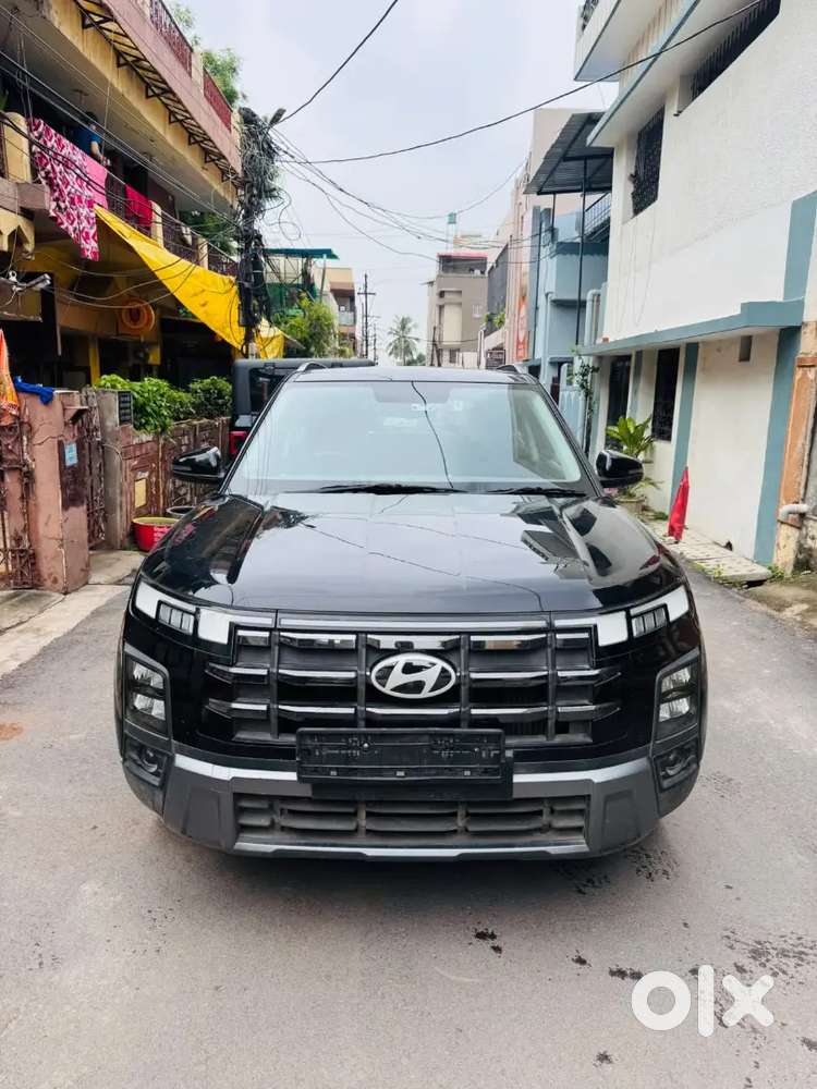 8 Month Old Mint Condition Black Hyundai Creta Diesel At 2025