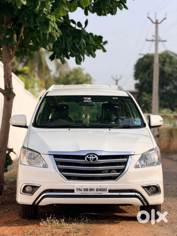 Toyota Innova 2.5 Zx Diesel 7 Seater Bsiii, 2013, Diesel