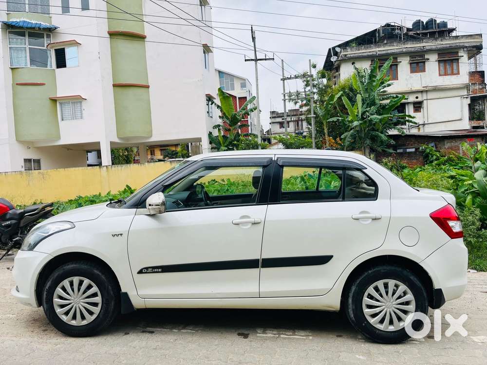 Maruti Suzuki Swift Dzire 1.2 Vxi Bsiv, 2017, Petrol