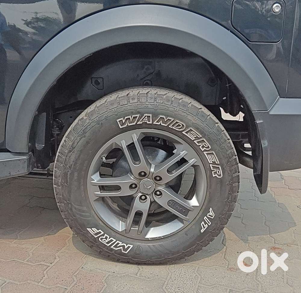 Mahindra Thar Lx Hard Top Petrol Mt 4wd, 2023, Petrol