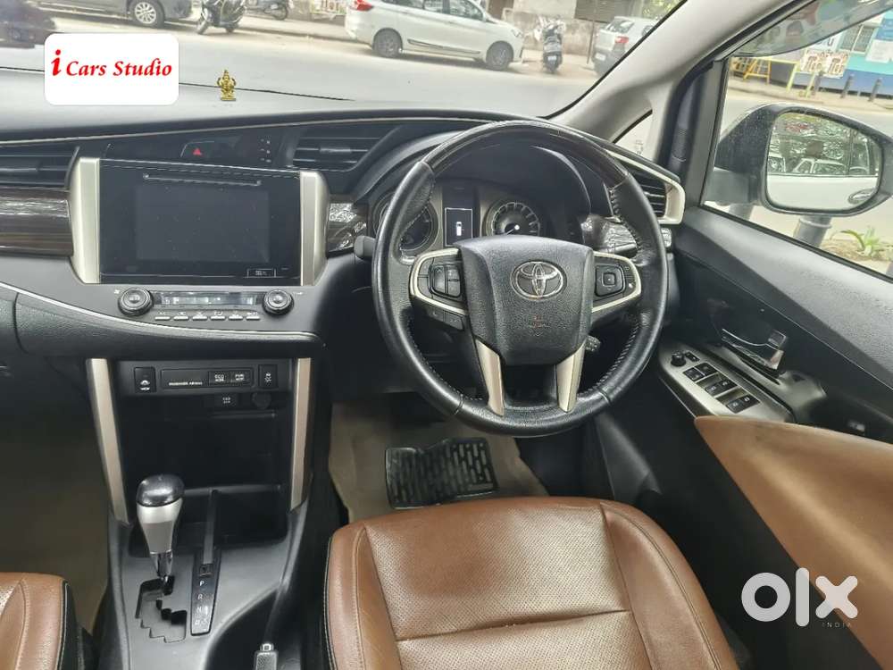 Toyota Innova Crysta 2.8 Zx At 7 Seater, 2019, Diesel