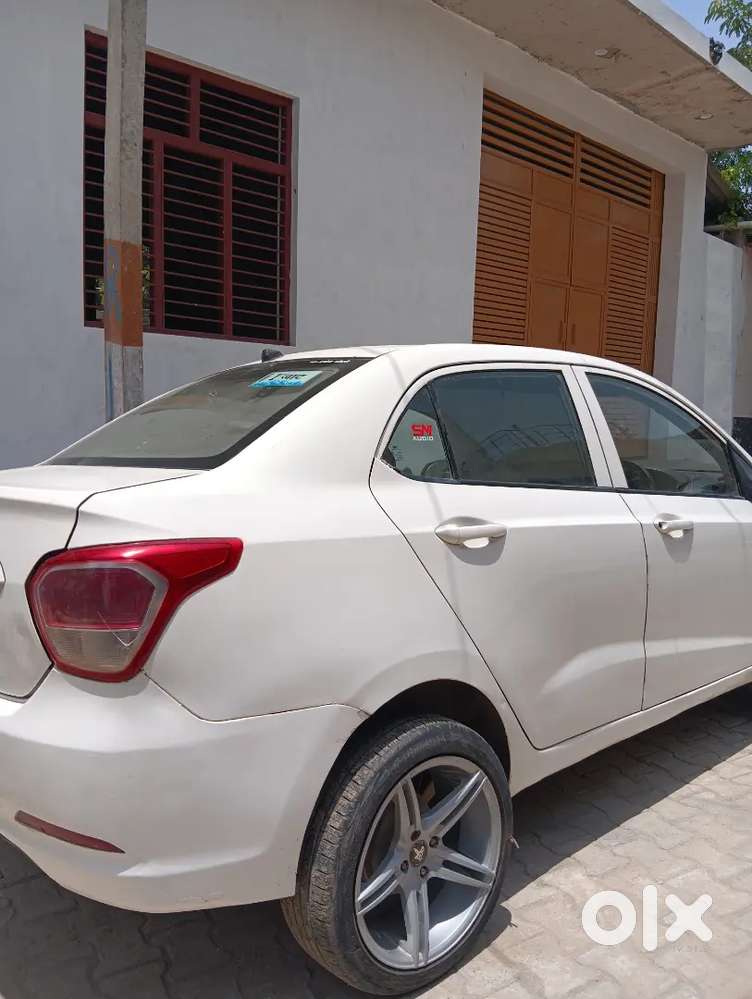 Car Is Okay 17 Inch Alloy With Continental Tyre Petrol + Cng 3031 Pass