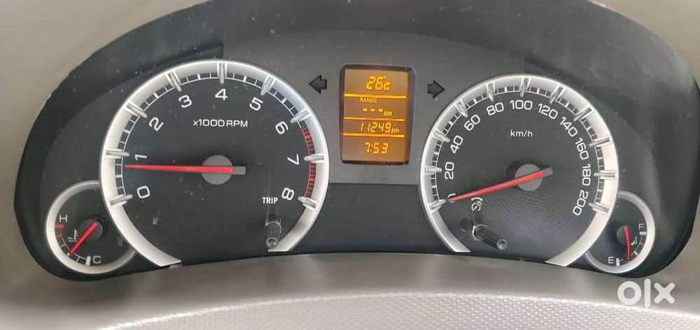 Maruti Suzuki Ertiga Zxi, 2012, Petrol