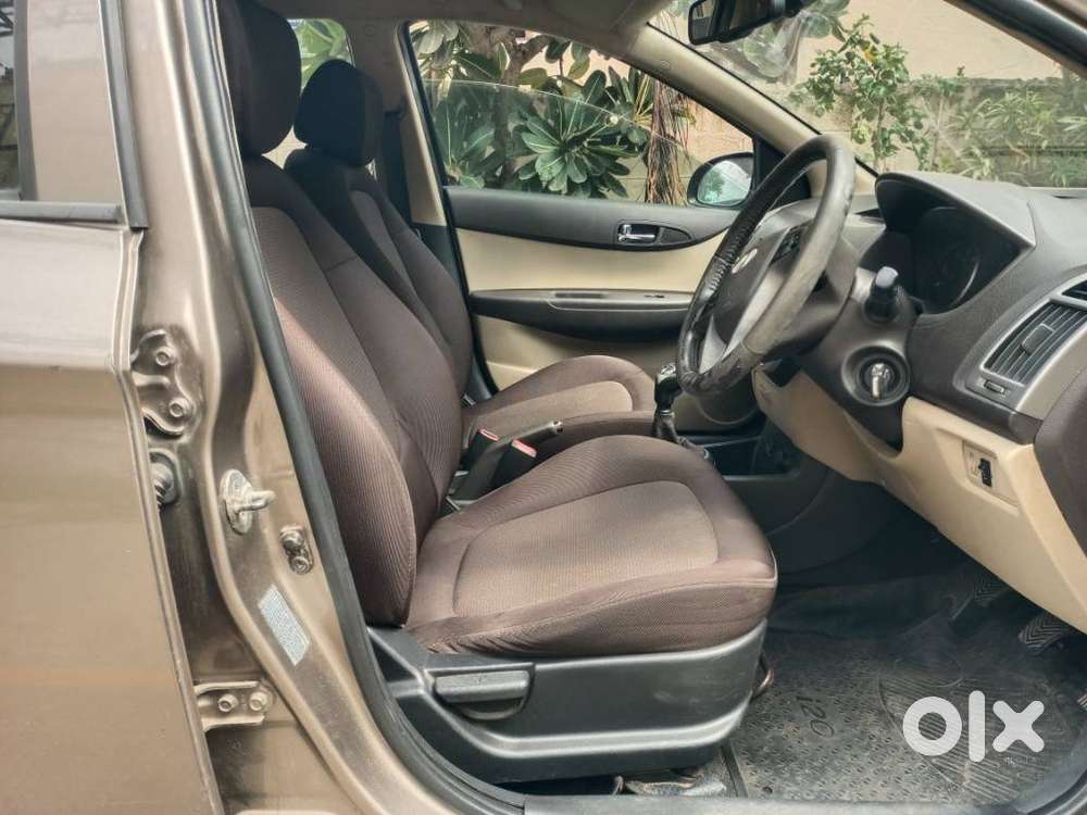 Hyundai I20 2015-2017 Sportz Option 1.4 Crdi, 2013, Diesel