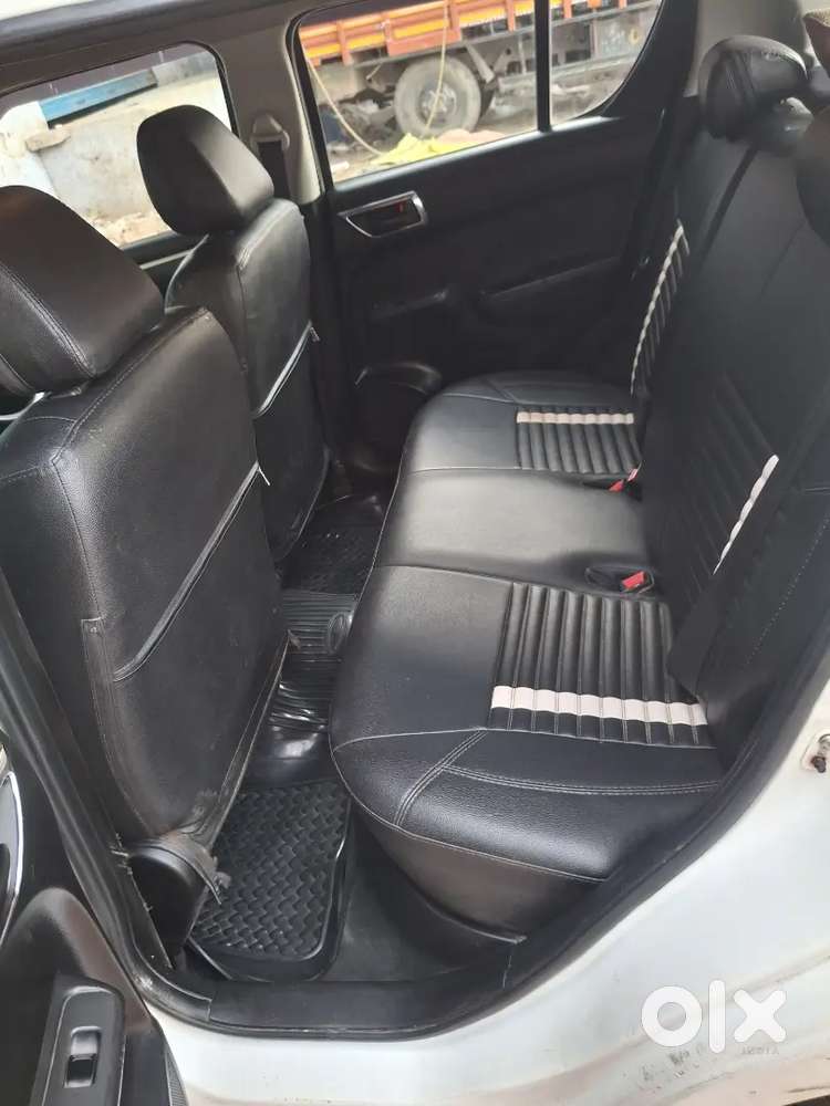 Maruti Suzuki Swift Zxi 2017