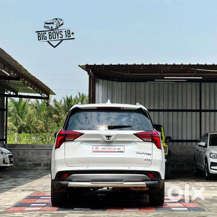 Mahindra Xuv700 Ax7l 6 Str At, 2023, Petrol